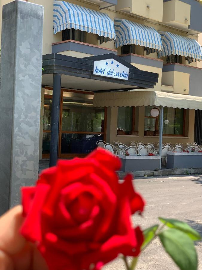 Hotel Del Vecchio リミニ エクステリア 写真